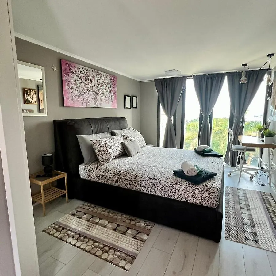 Attico Gurne Bed & Breakfast Acireale 2*,  Italy