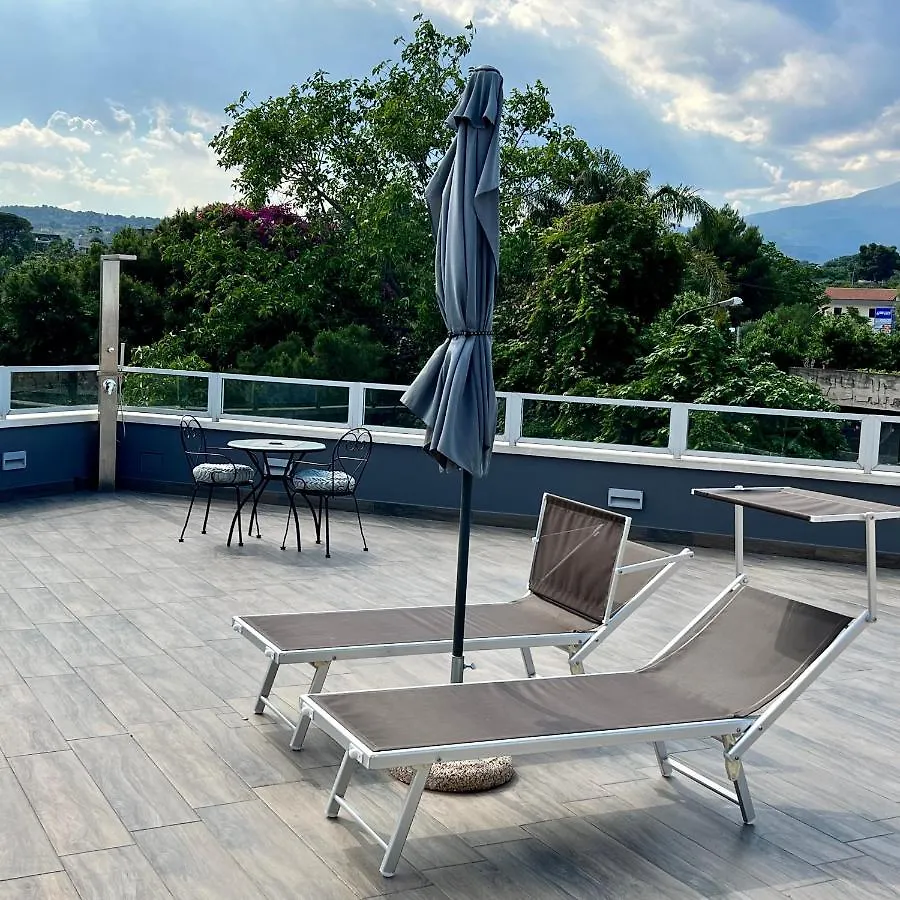 Attico Gurne Bed & Breakfast Acireale